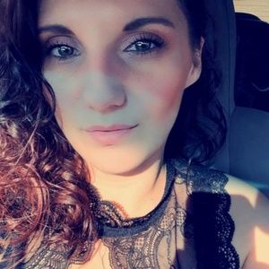 Meet your Posher, Annette